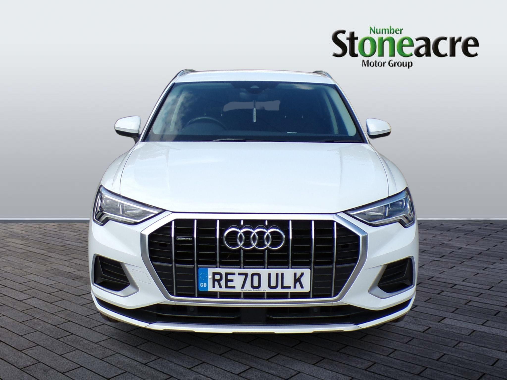 Audi Q3 Image 2