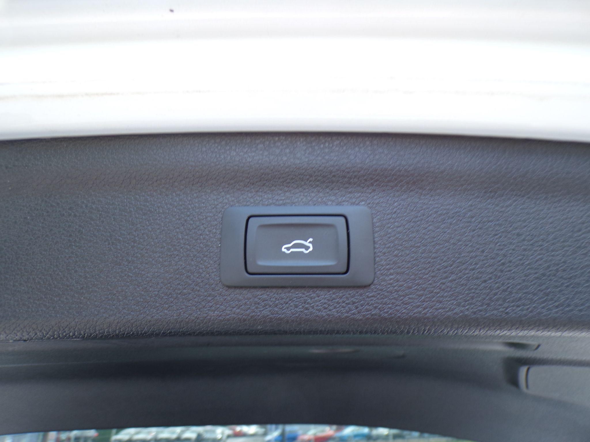 Audi Q3 Image 22