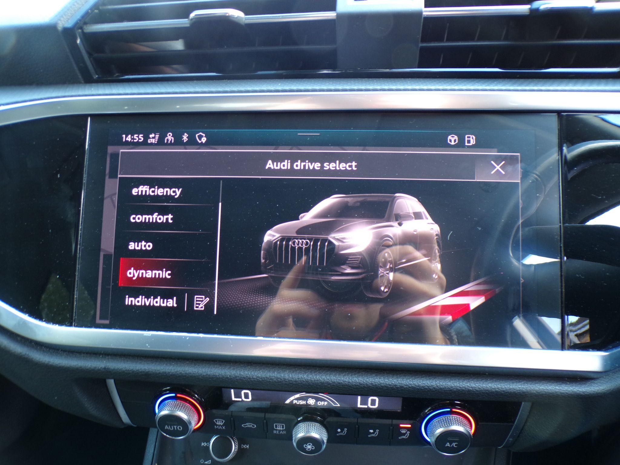 Audi Q3 Image 30