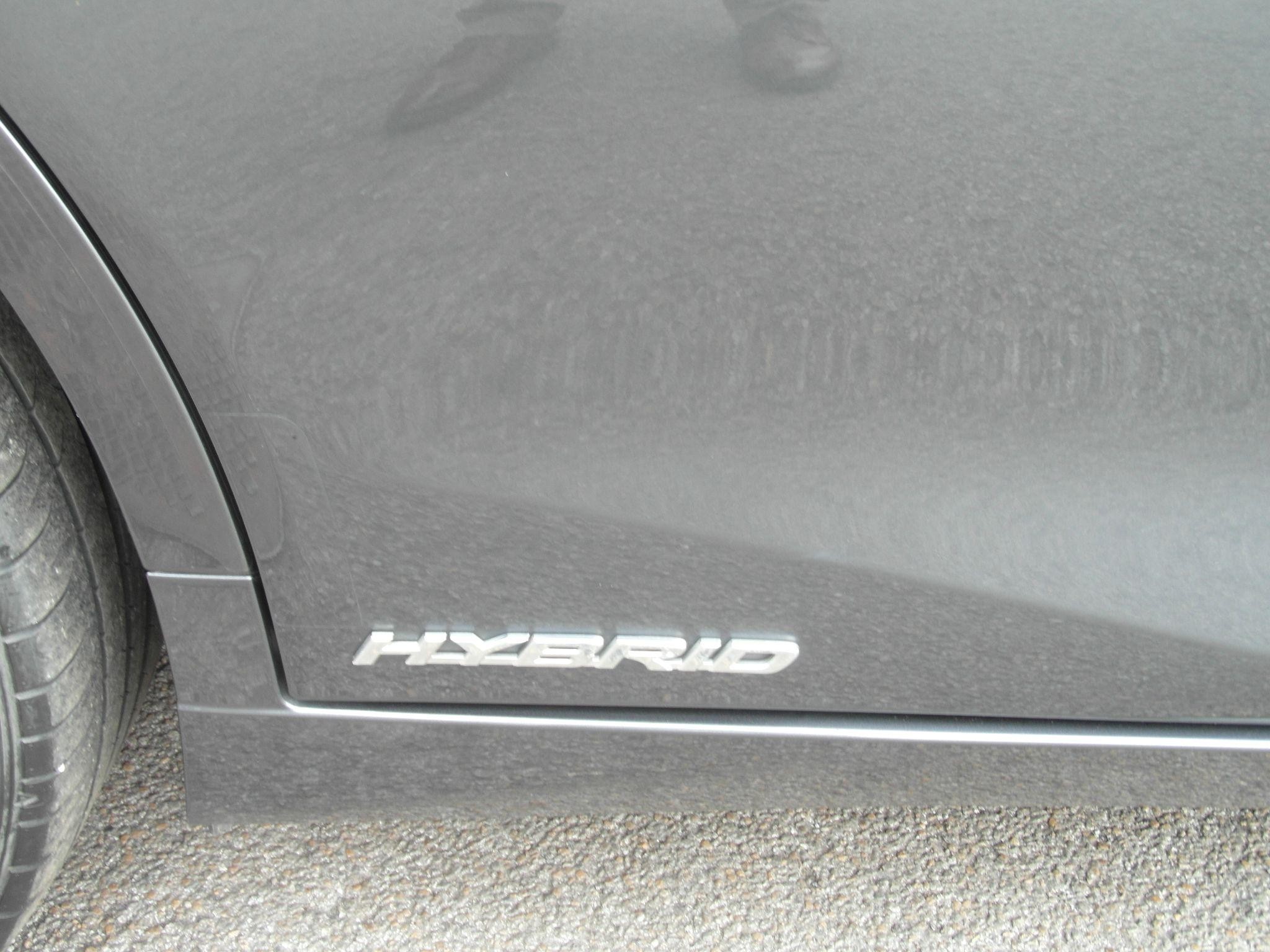 Lexus ES Image 23
