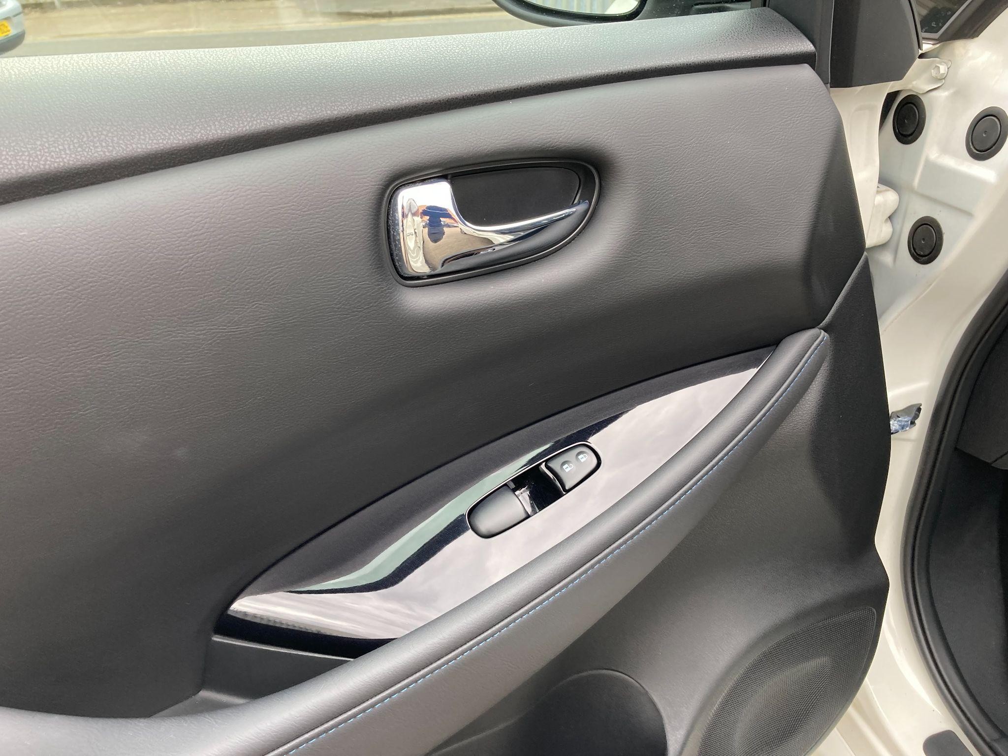 Nissan LEAF Image 23