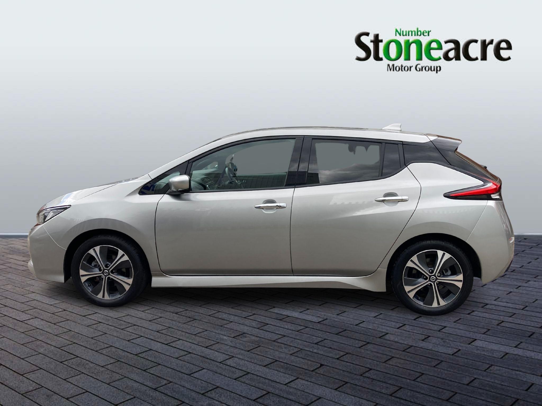 Nissan LEAF Image 5