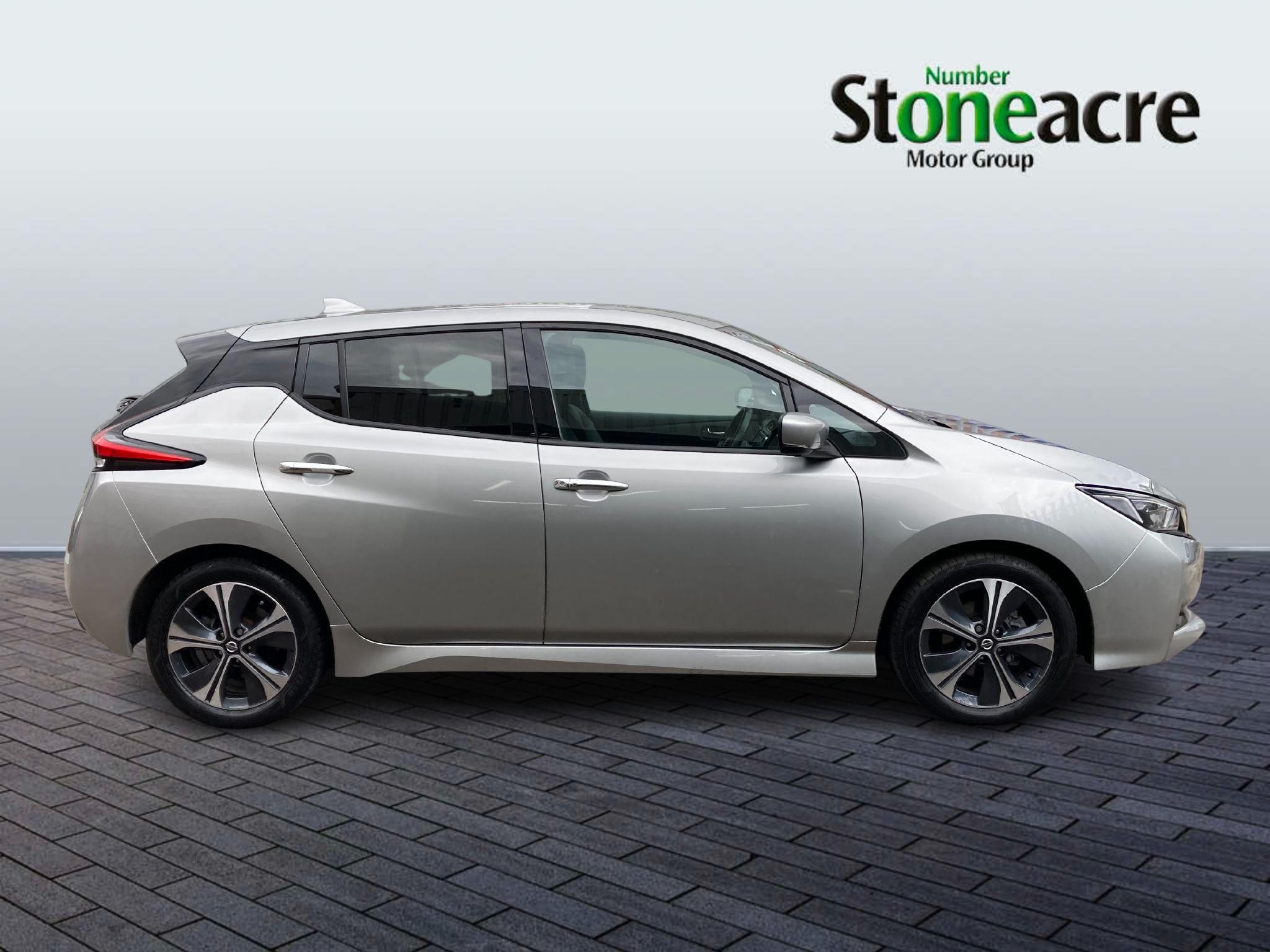 Nissan LEAF Image 7