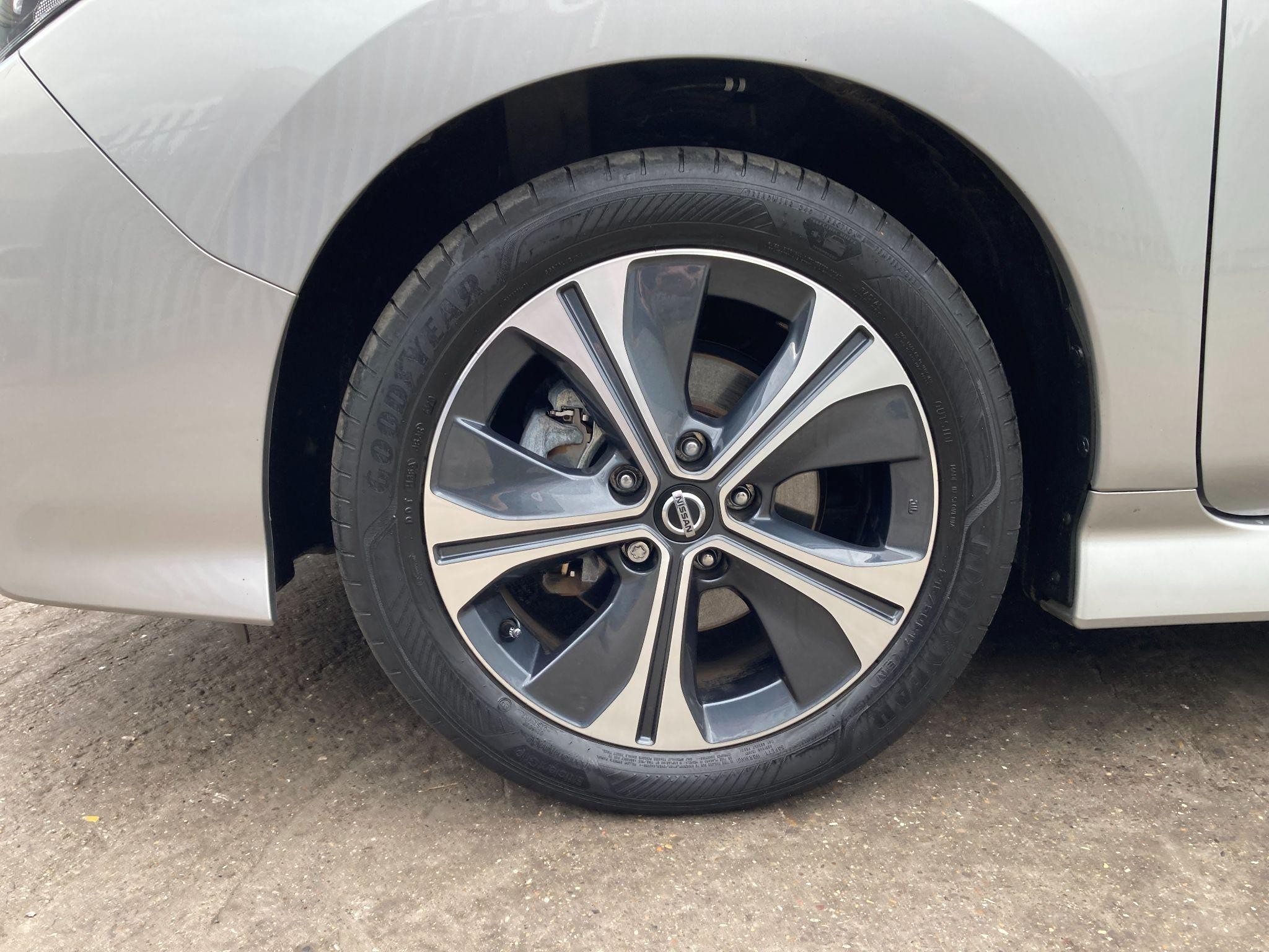 Nissan LEAF Image 25