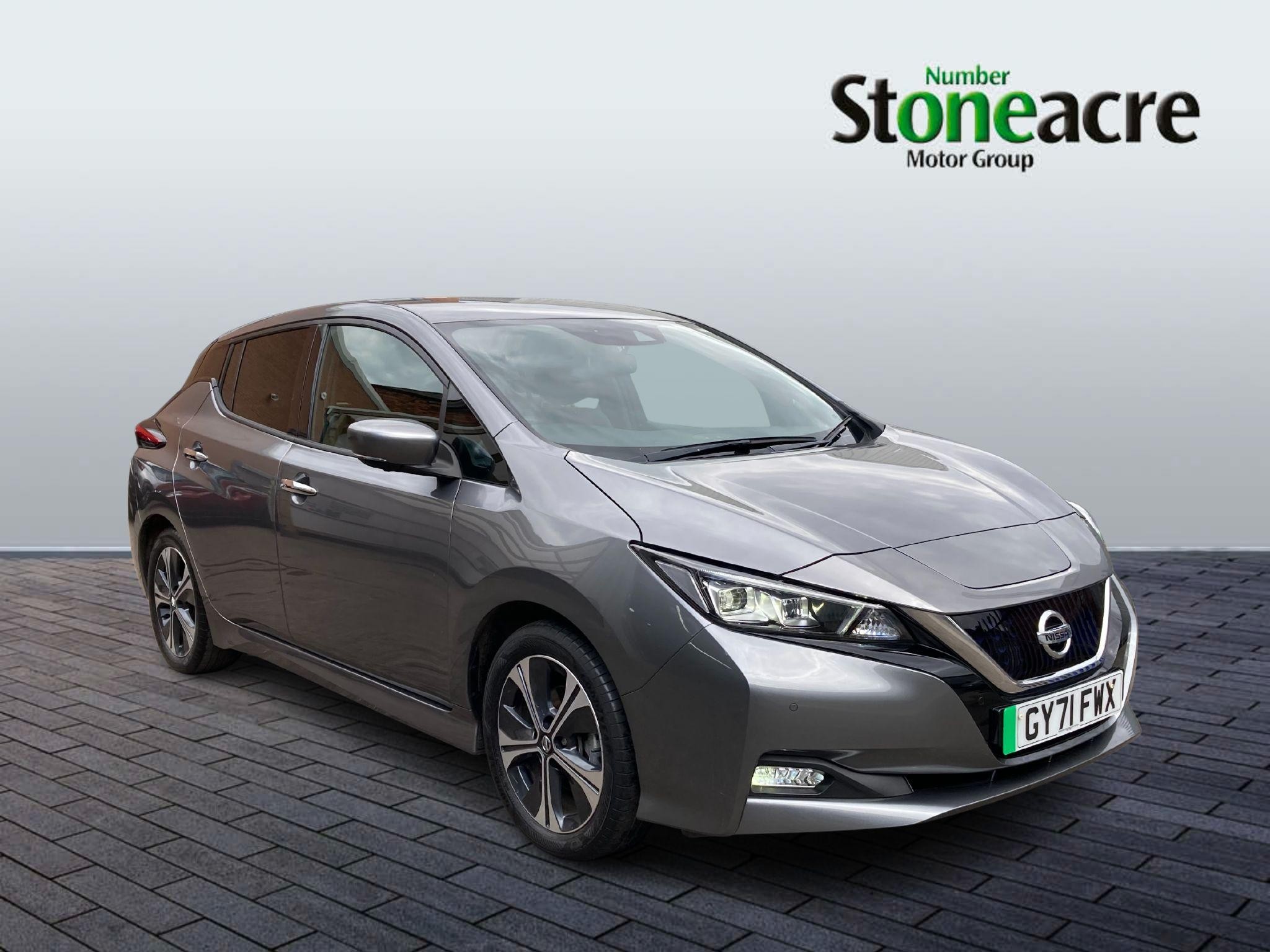 Nissan LEAF Image 1