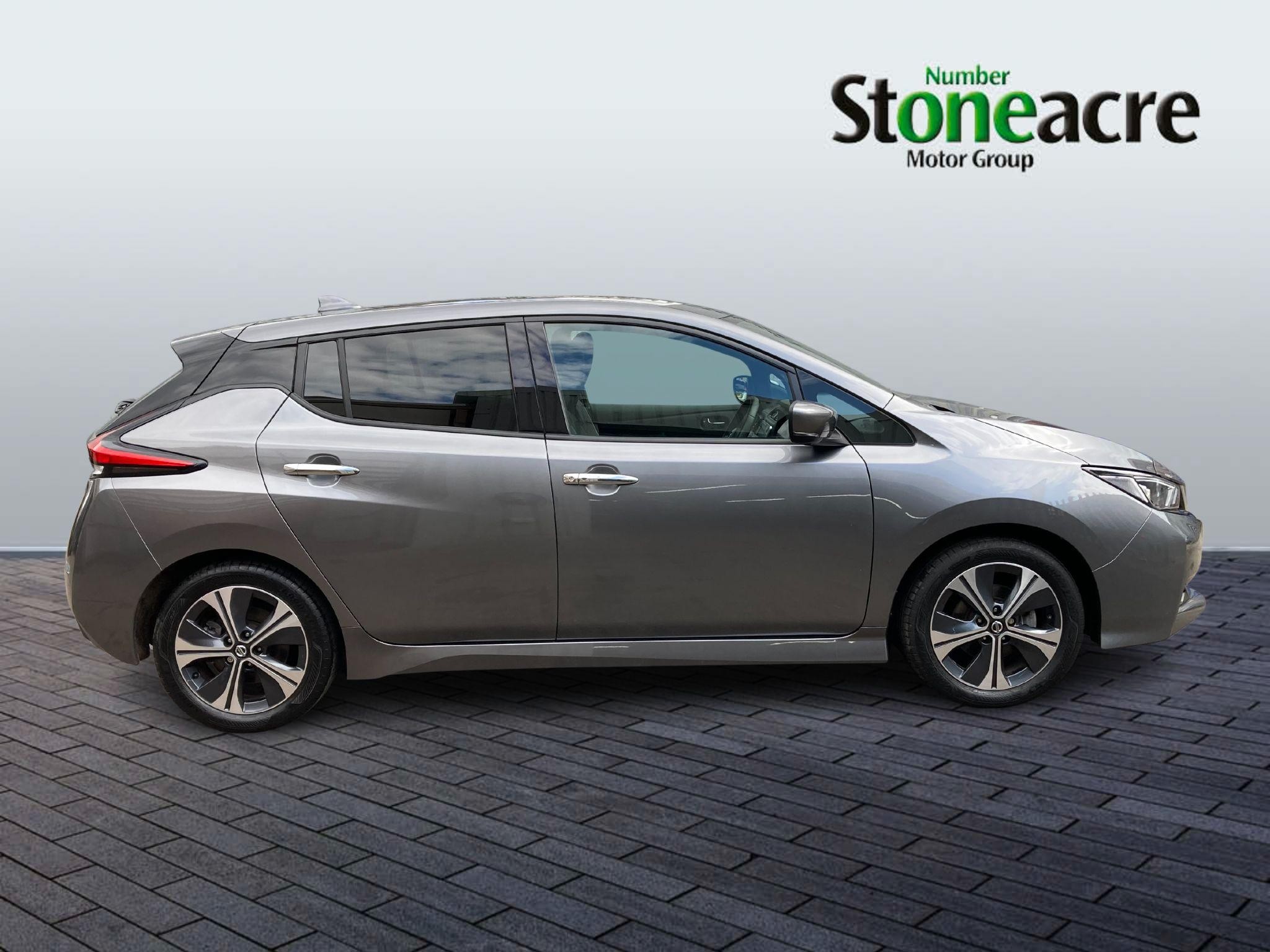 Nissan LEAF Image 7