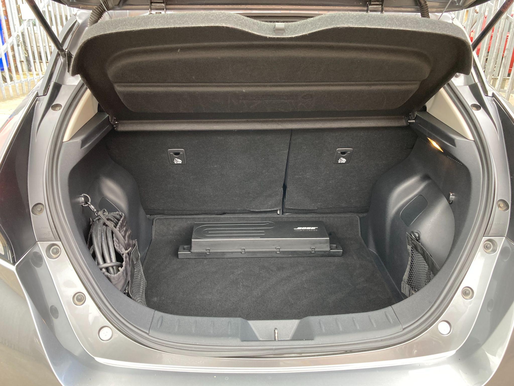 Nissan LEAF Image 12