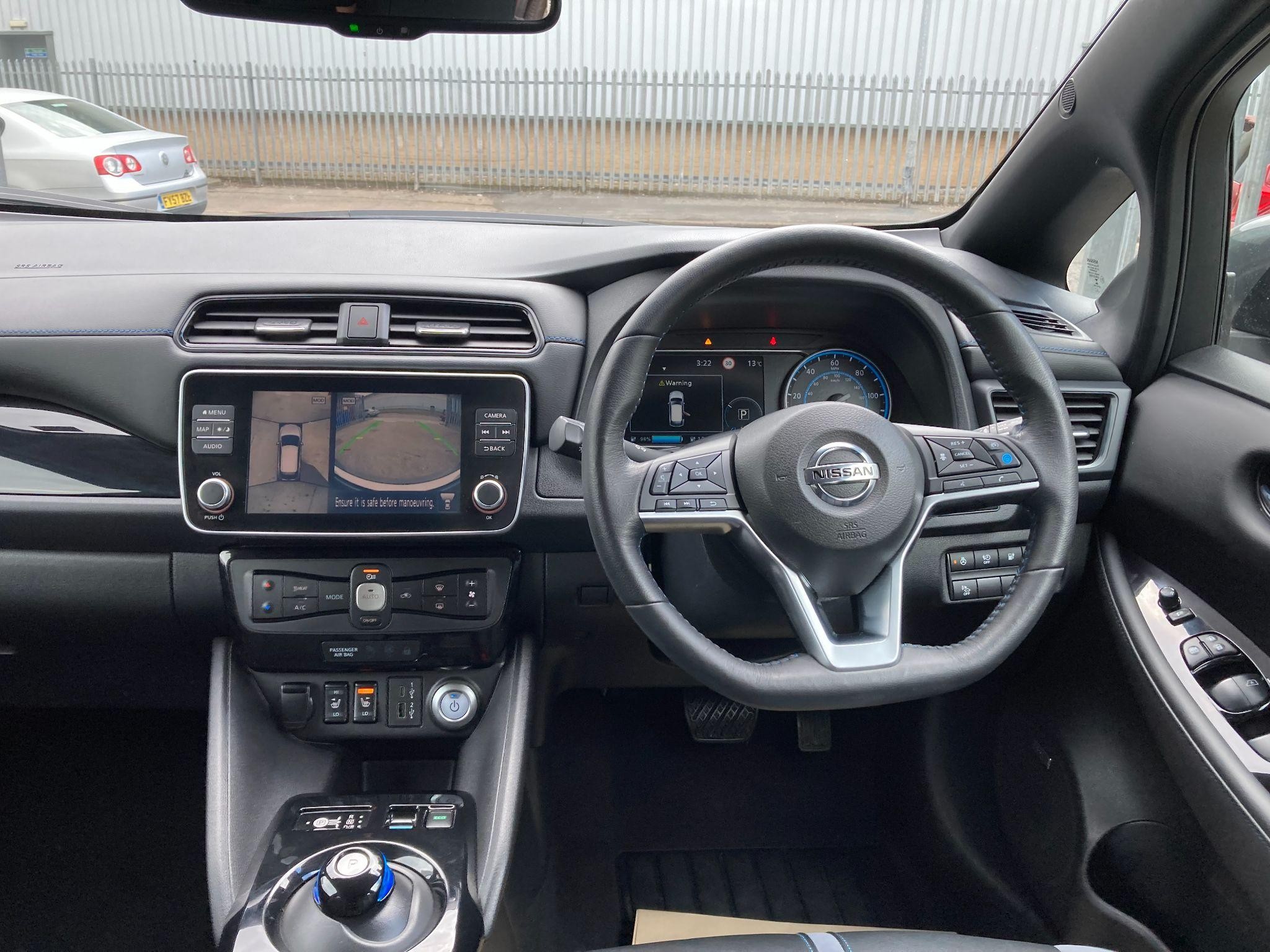 Nissan LEAF Image 15