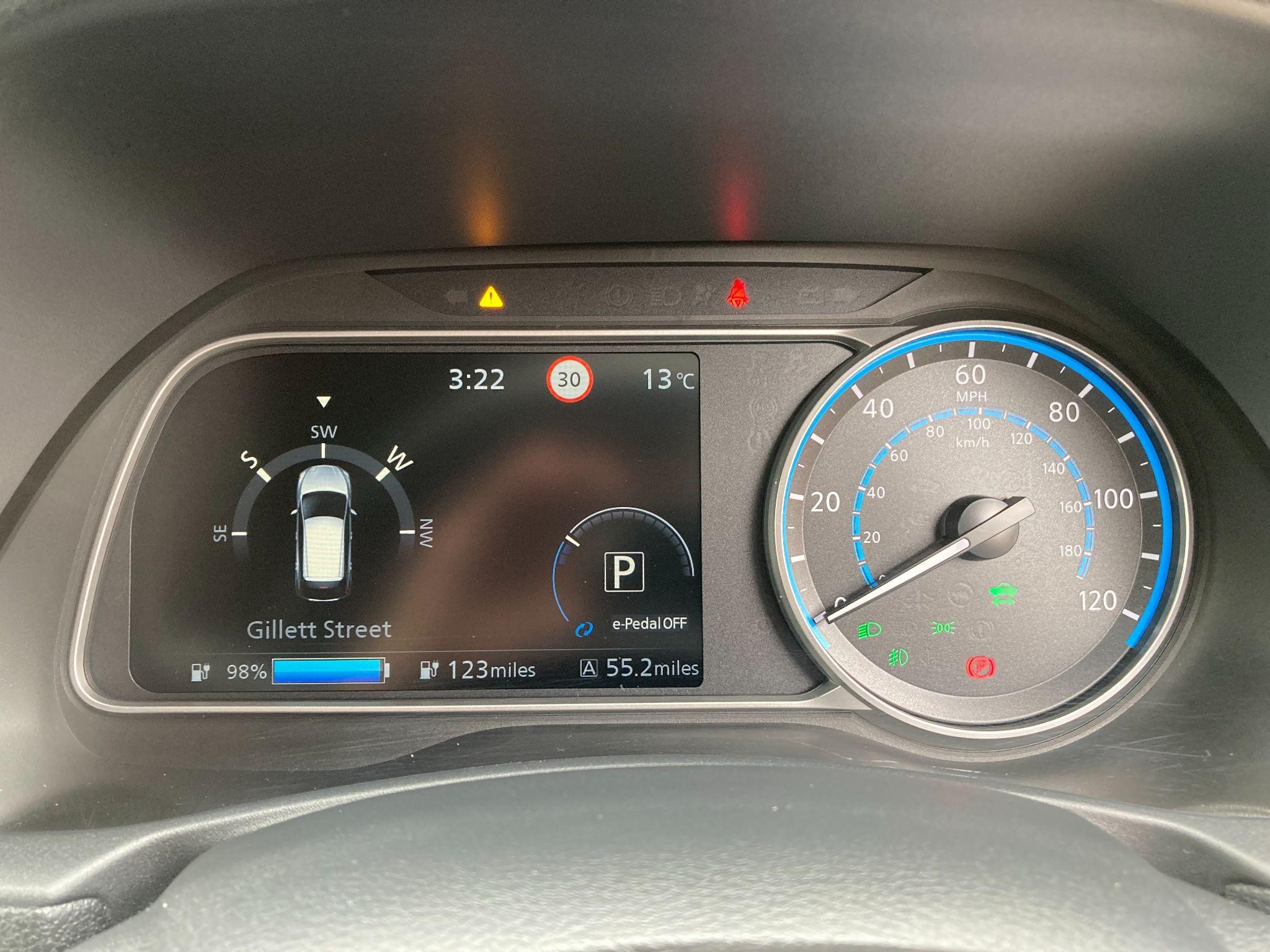 Nissan LEAF Image 17