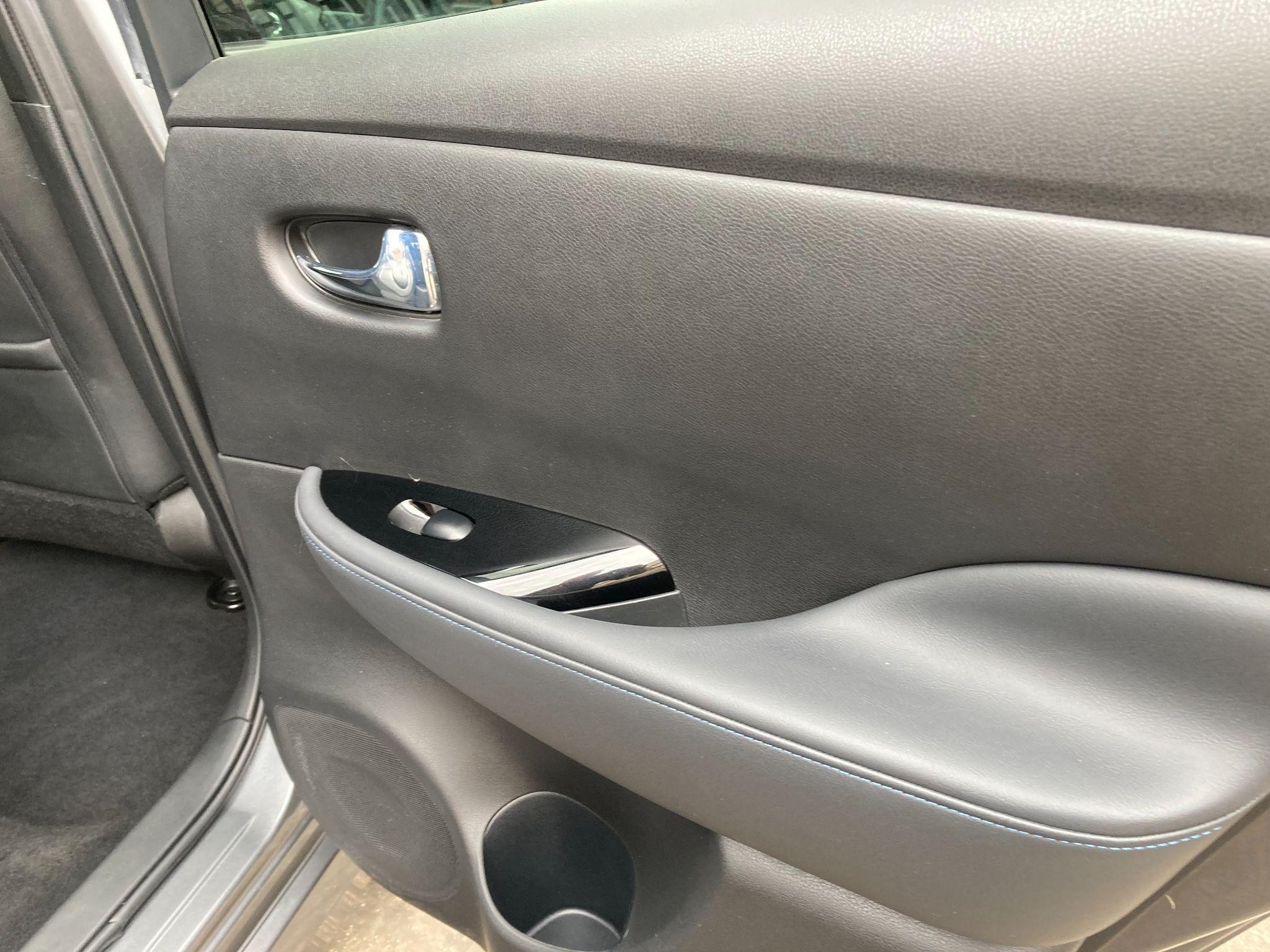 Nissan LEAF Image 37