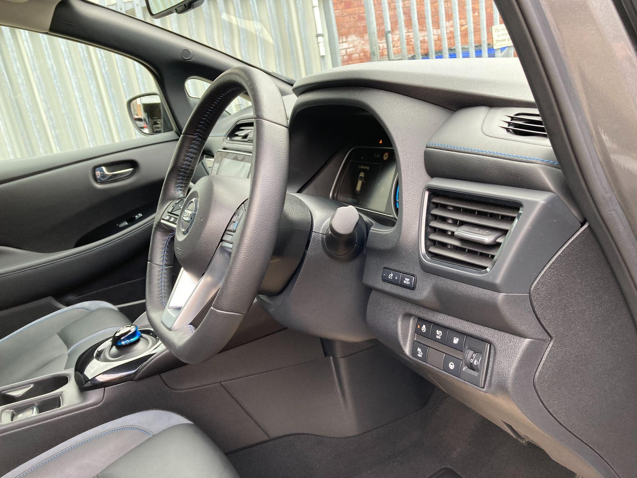 Nissan LEAF Image 43