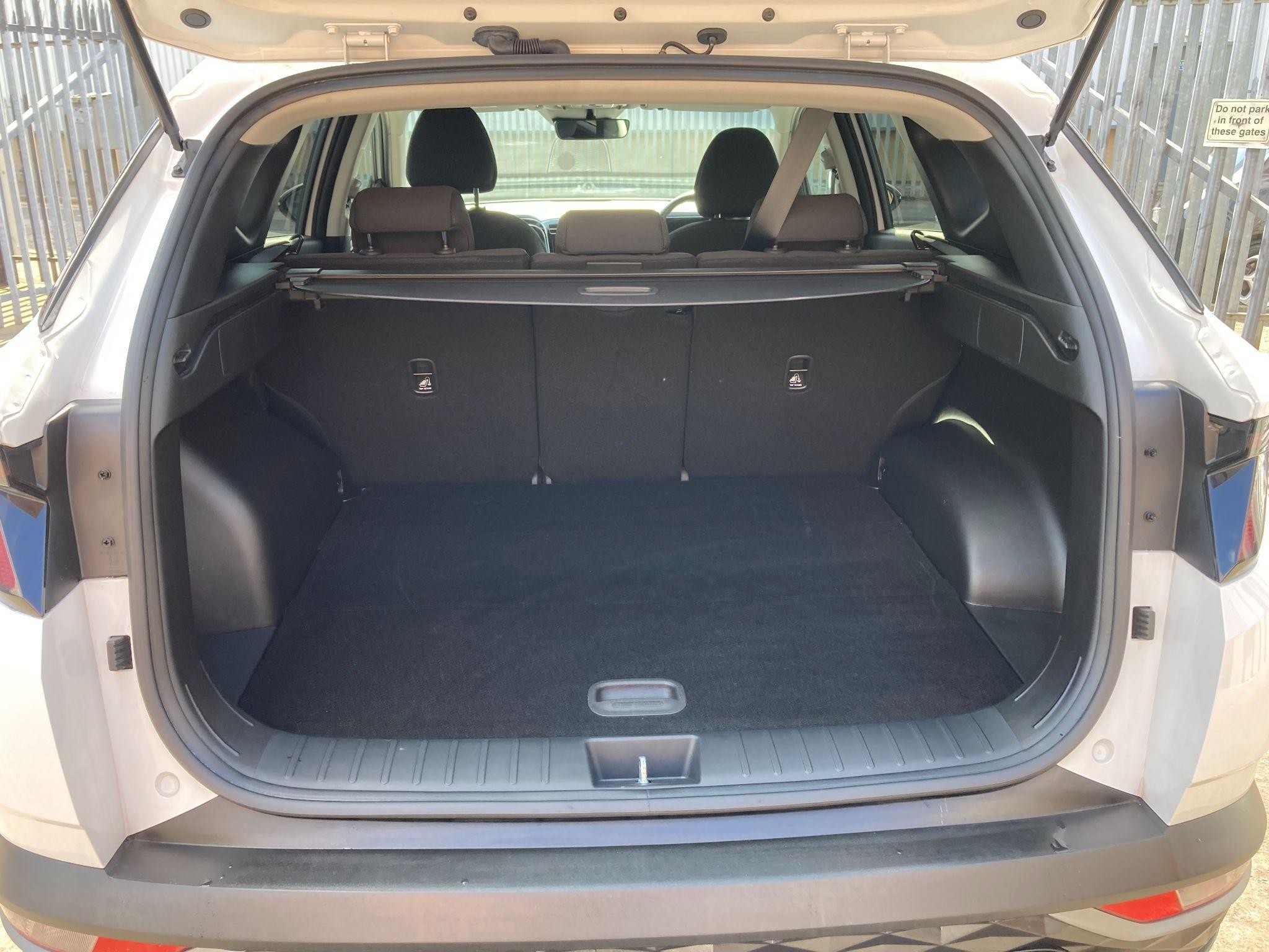 Hyundai TUCSON Image 11