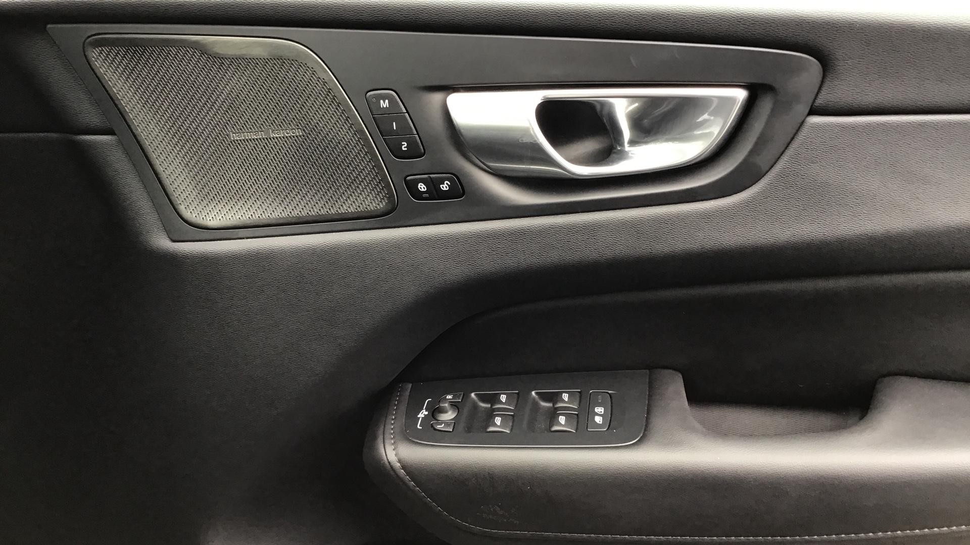Volvo XC60 Image 15