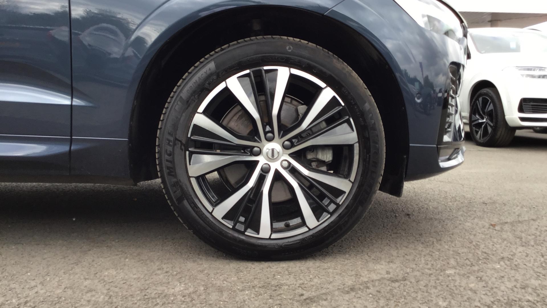 Volvo XC60 Image 16