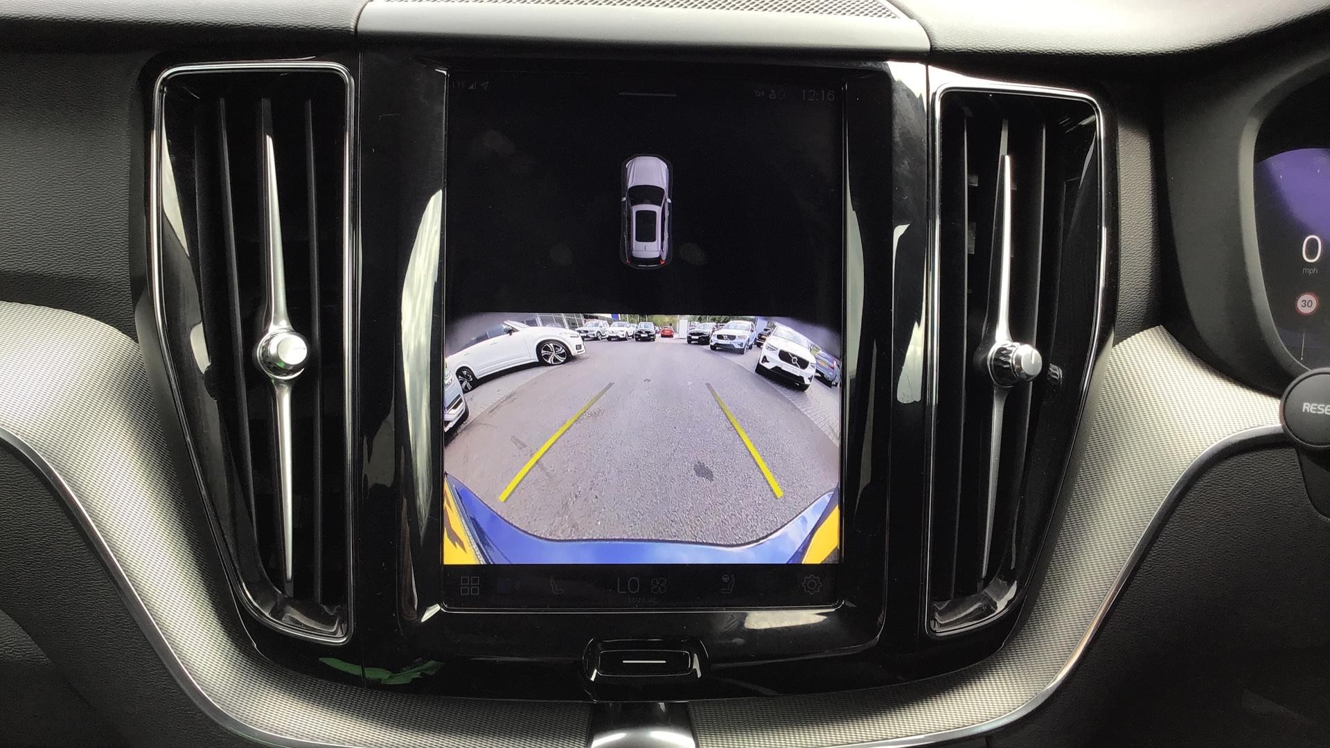 Volvo XC60 Image 32