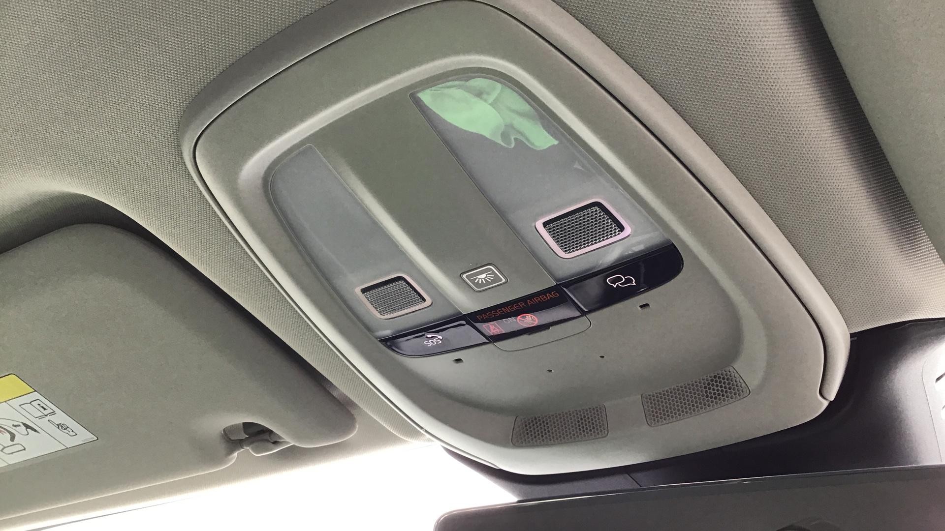 Volvo XC60 Image 38