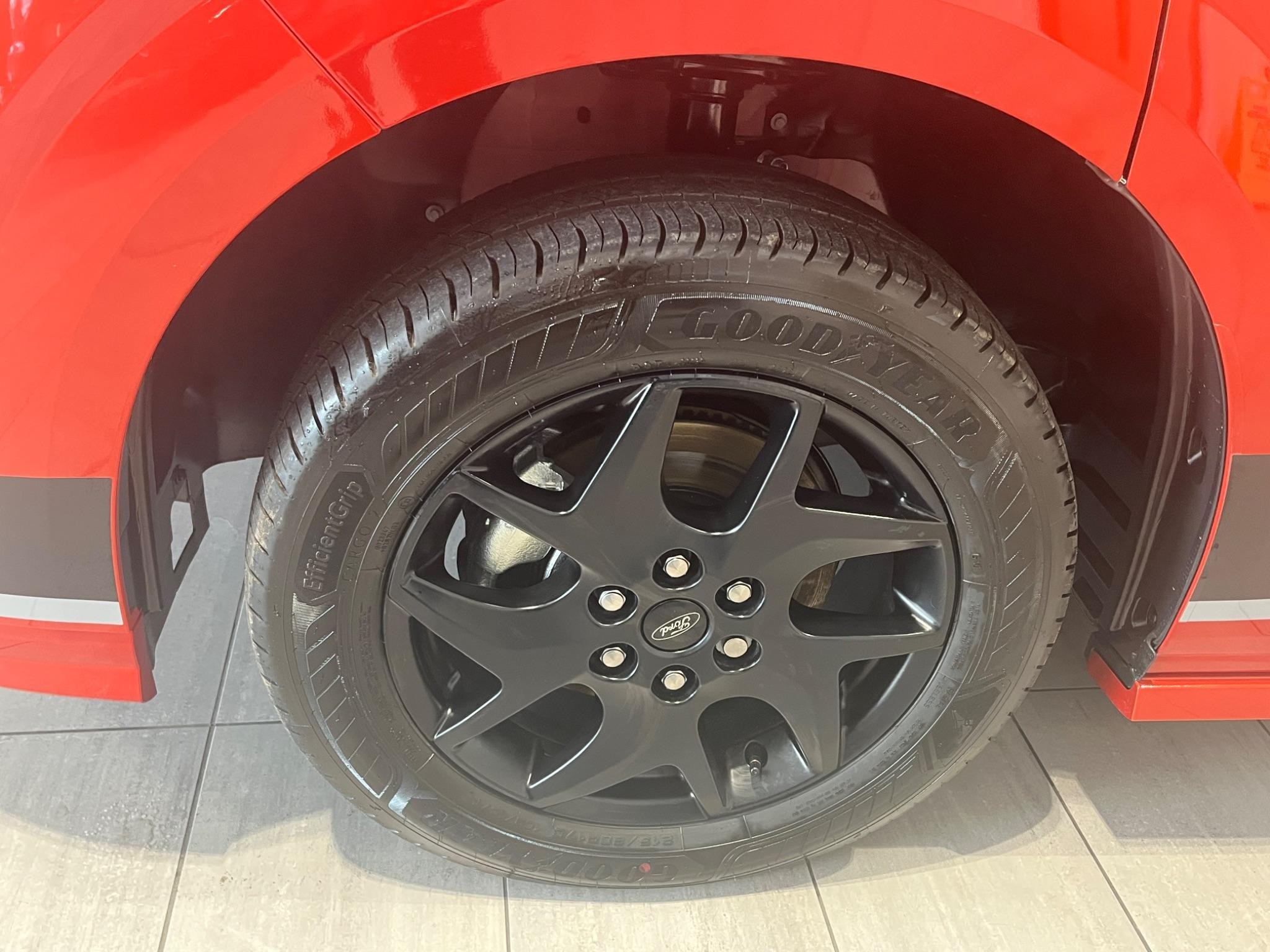Ford Transit Custom Image 6