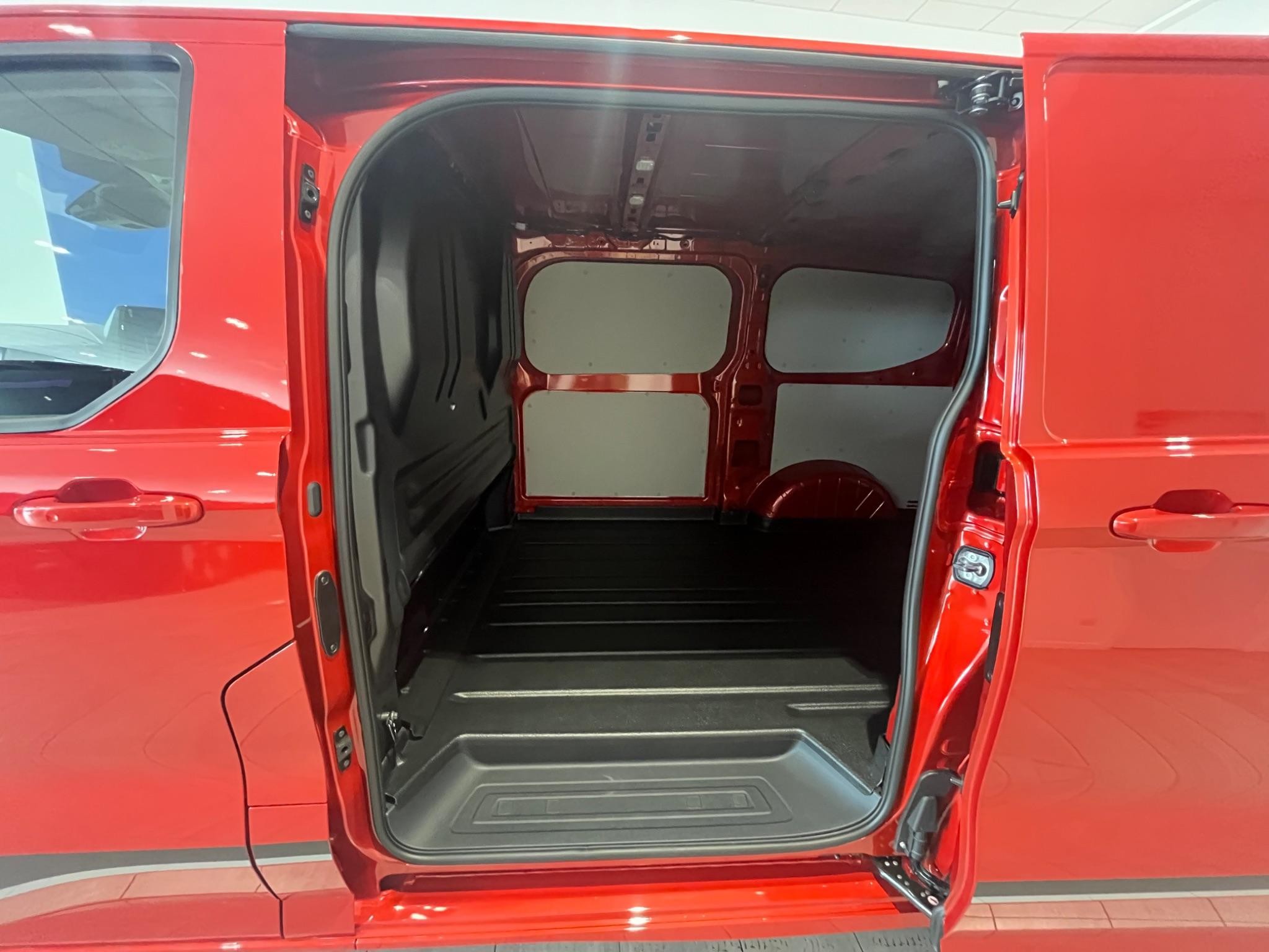 Ford Transit Custom Image 7