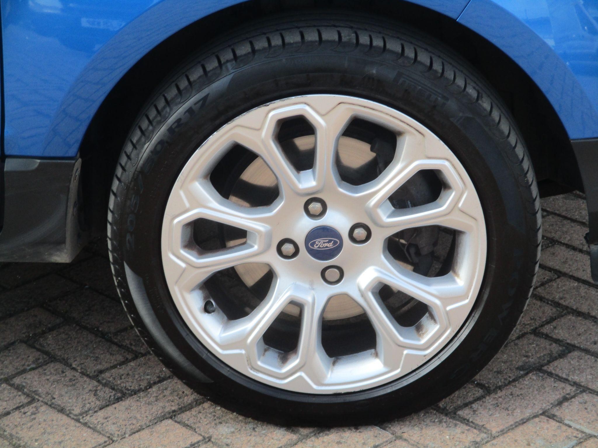 Ford EcoSport Image 9