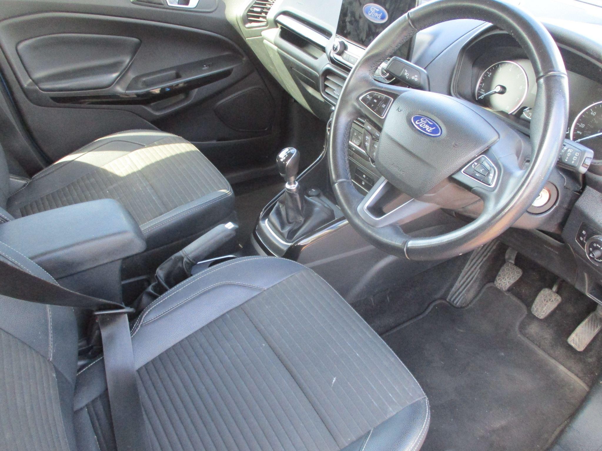 Ford EcoSport Image 10