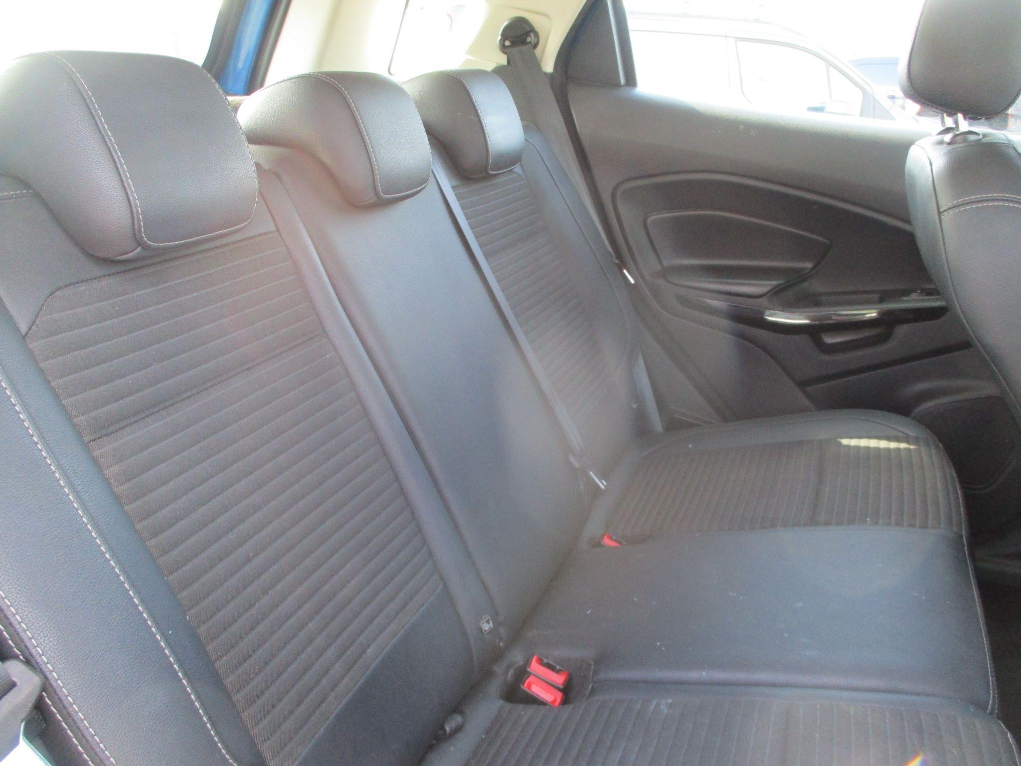Ford EcoSport Image 15