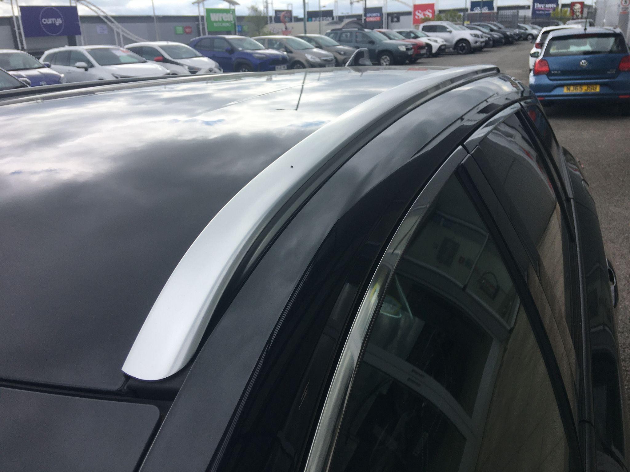 Toyota Corolla Image 32