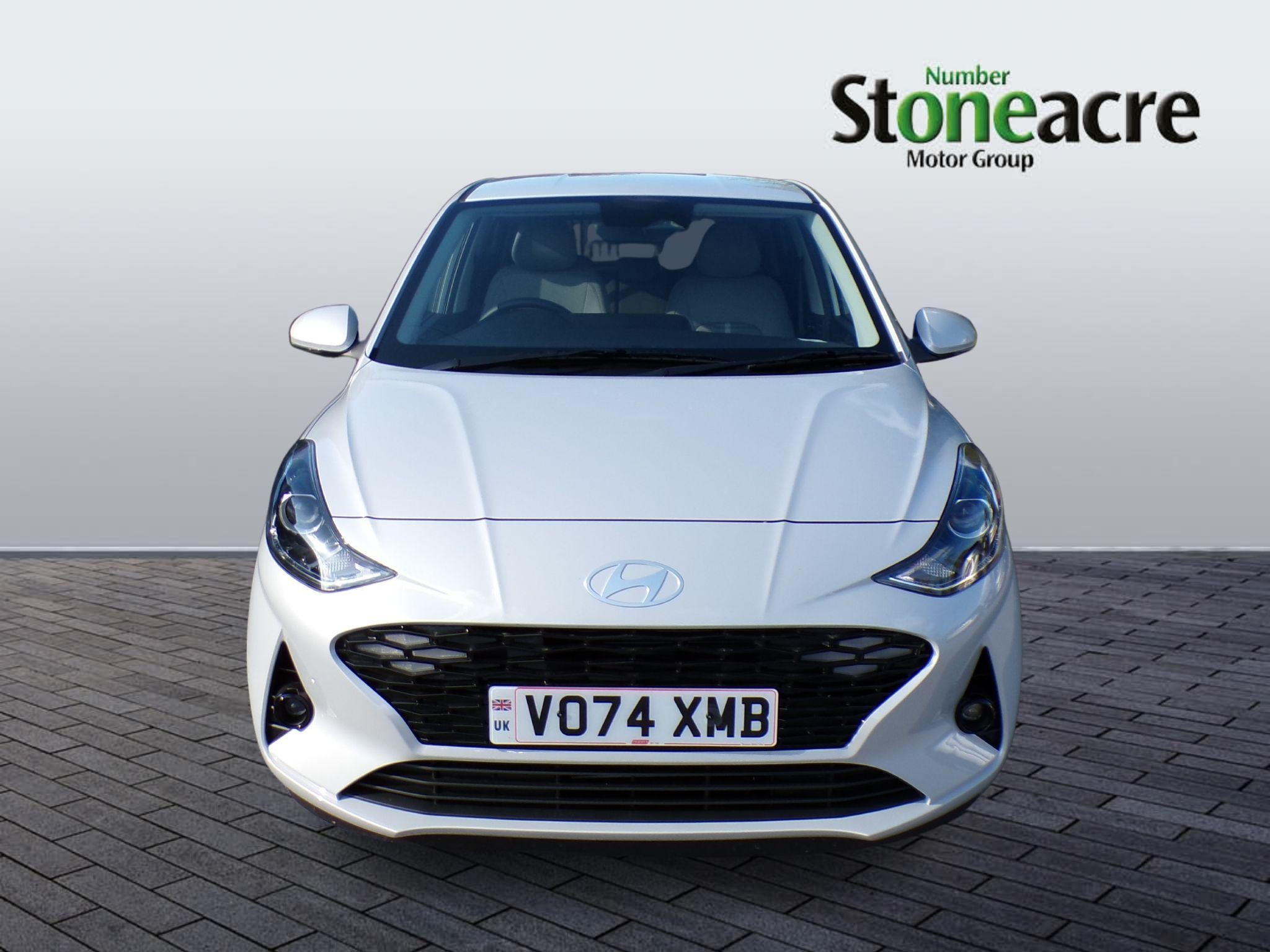 Hyundai i10 Image 2