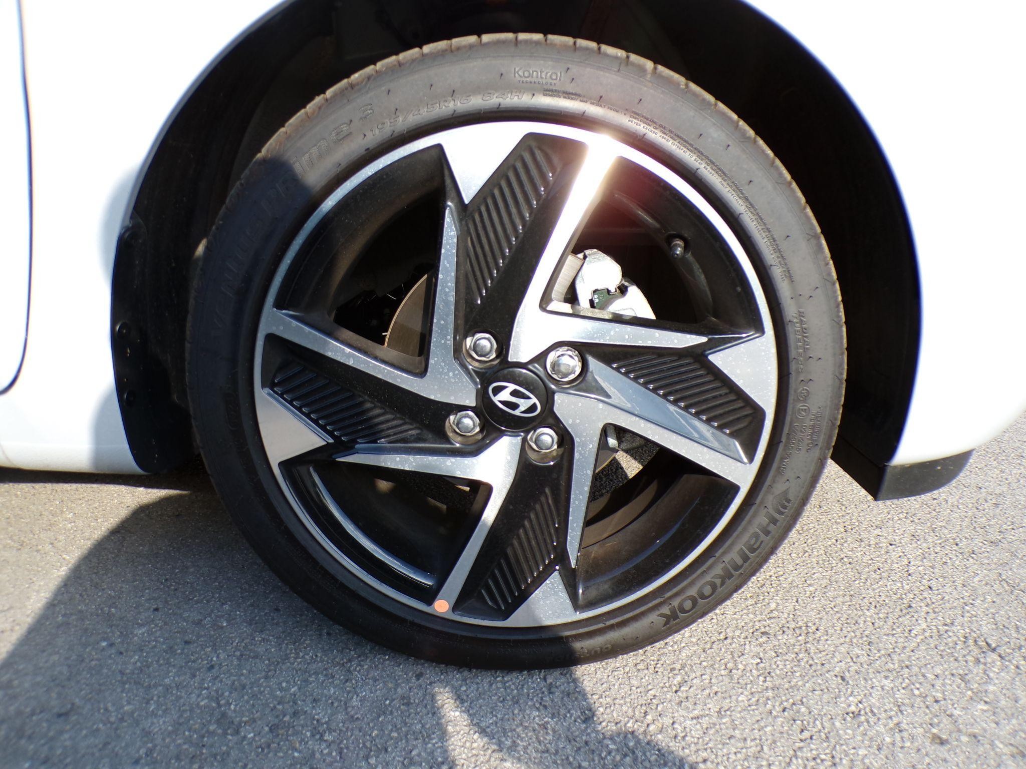 Hyundai i10 Image 21