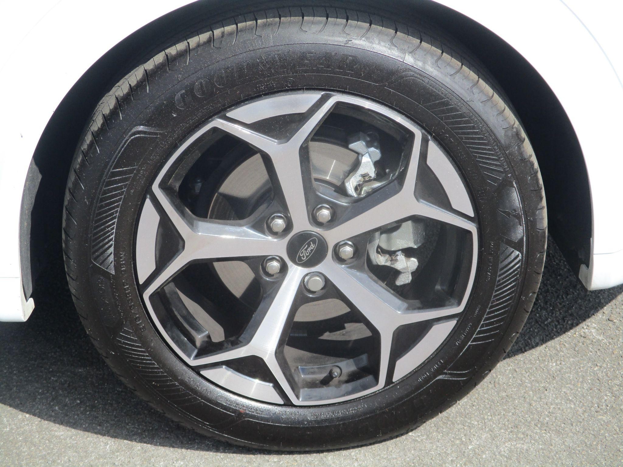 Ford Puma Image 9