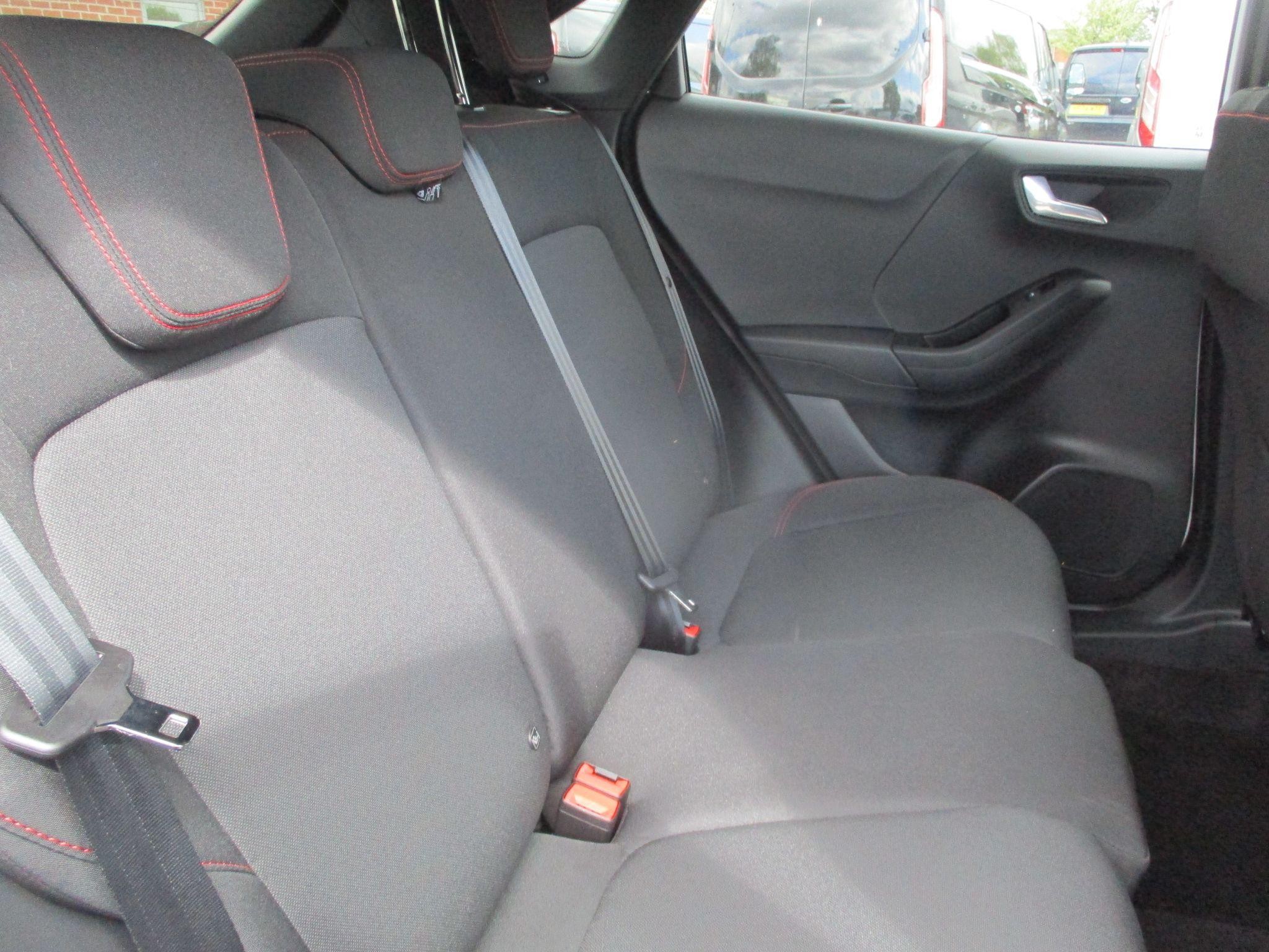 Ford Puma Image 15