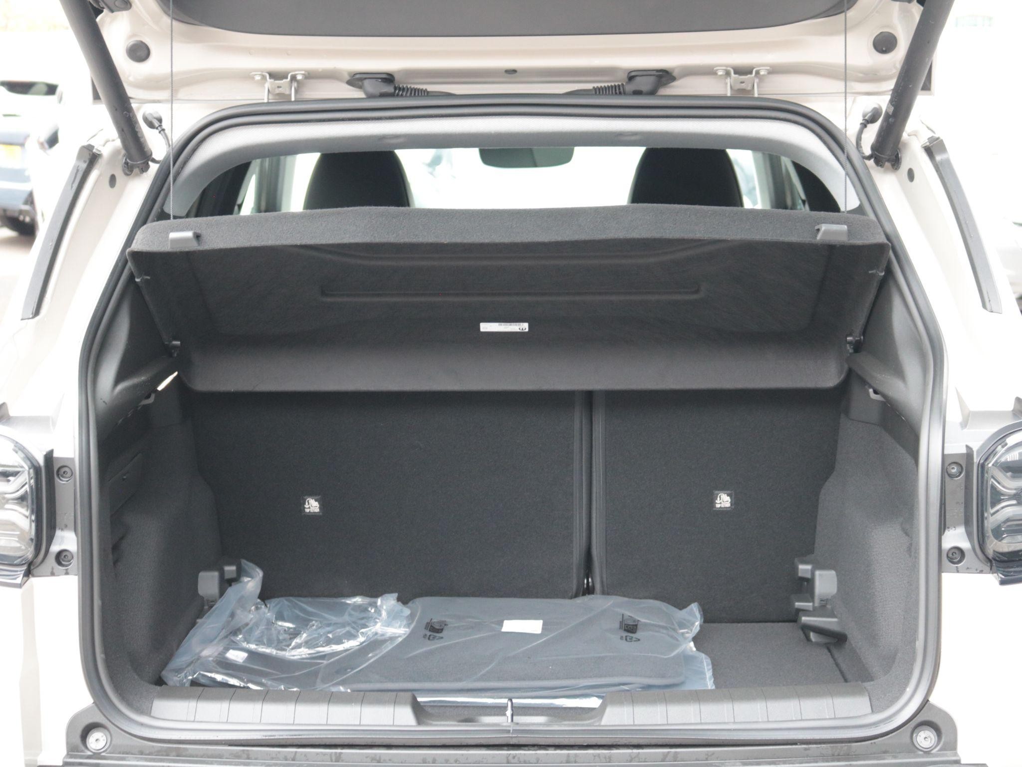 Jeep Avenger Image 12