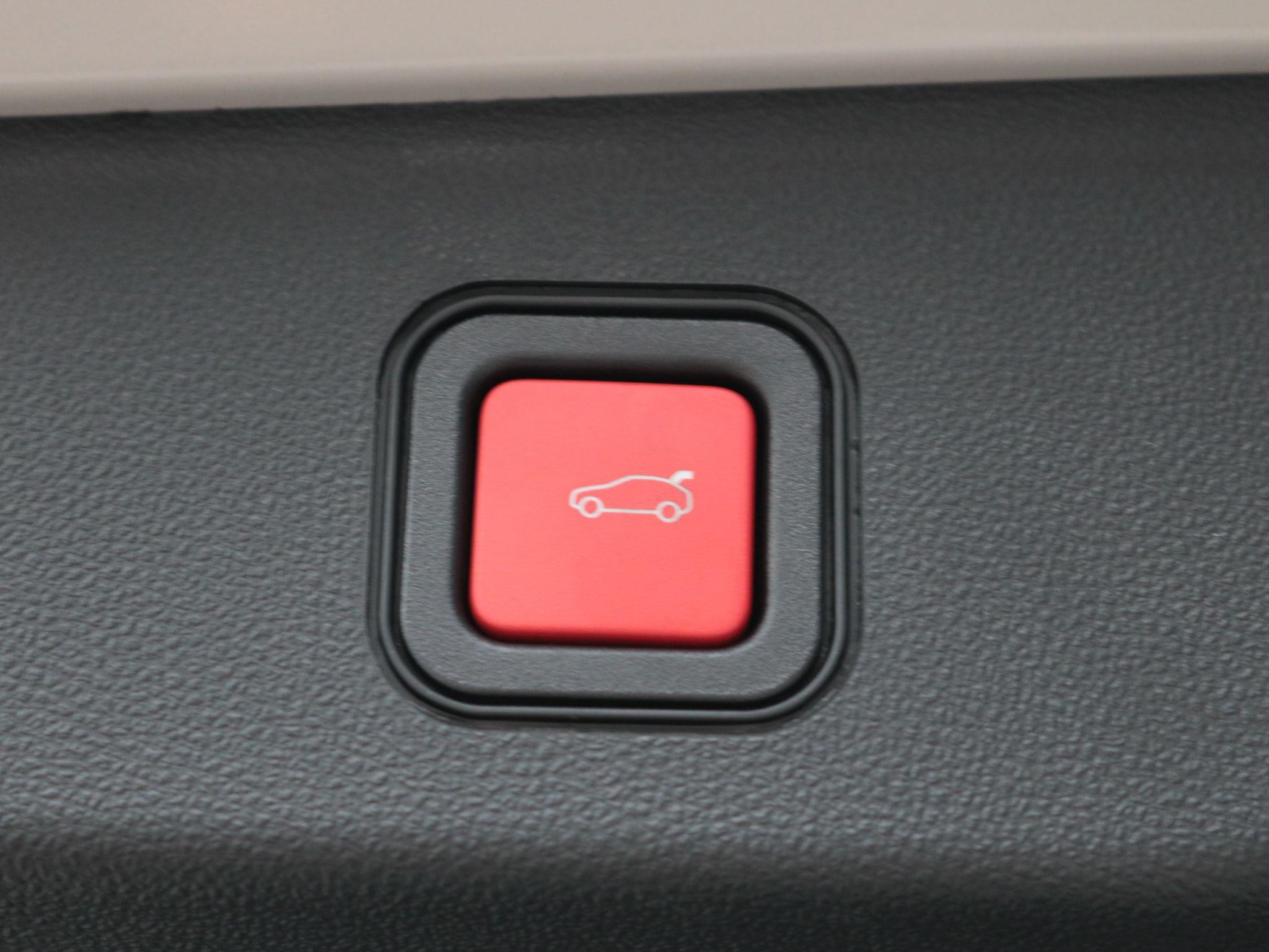 Jeep Avenger Image 13