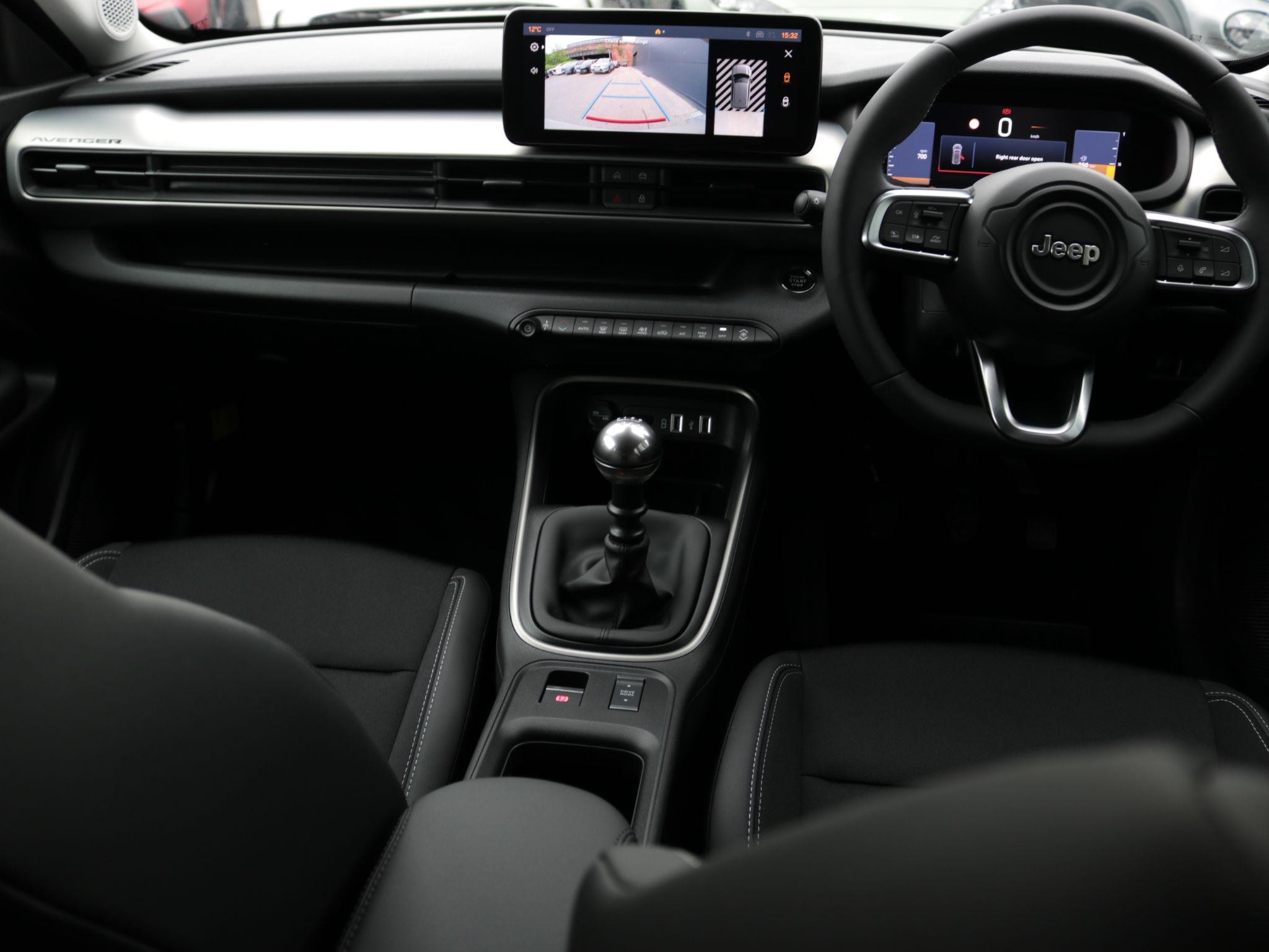 Jeep Avenger Image 15