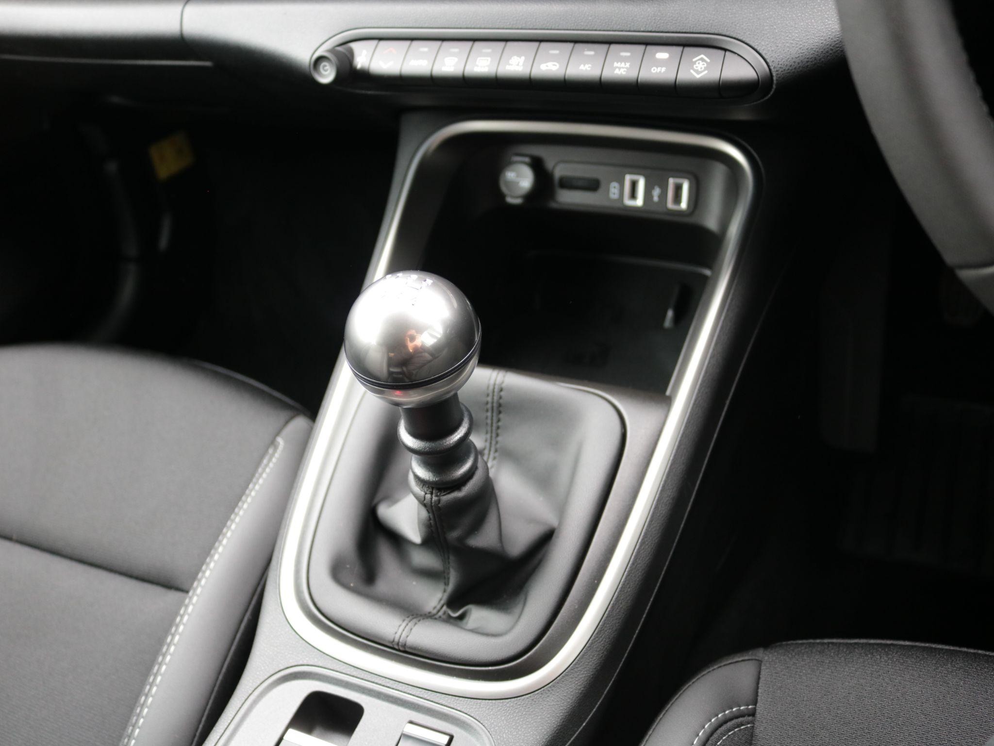 Jeep Avenger Image 23