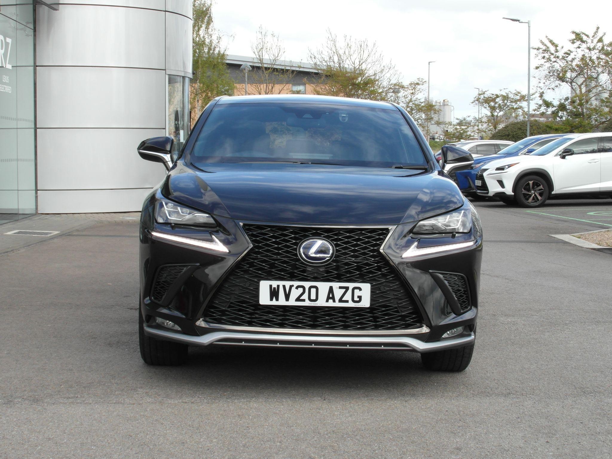 Lexus NX Image 4