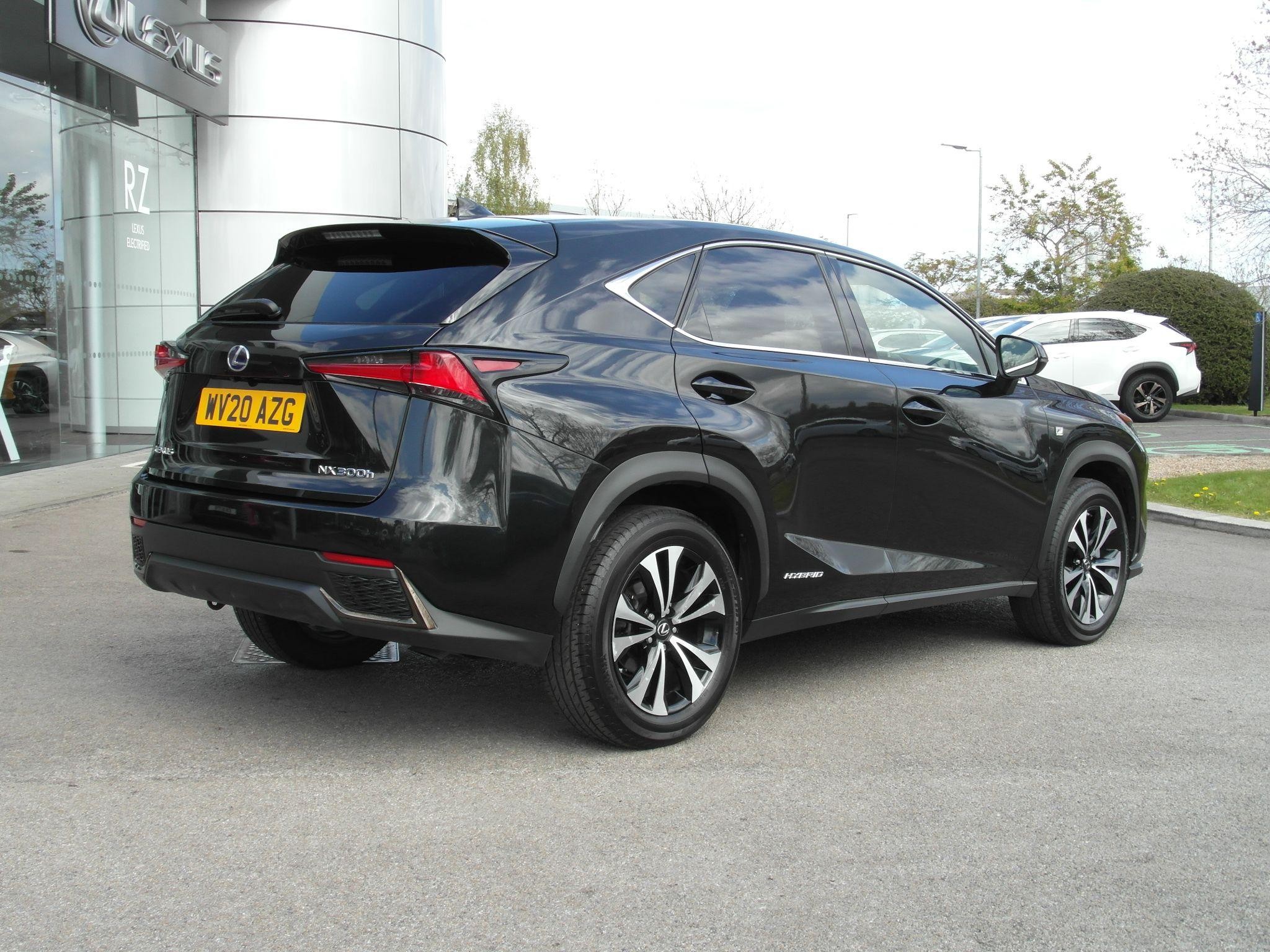 Lexus NX Image 11
