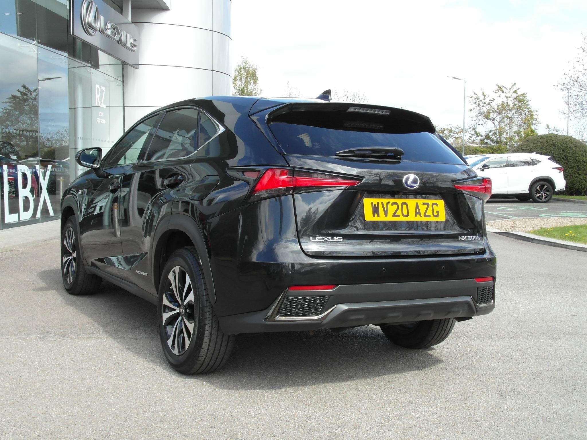 Lexus NX Image 15