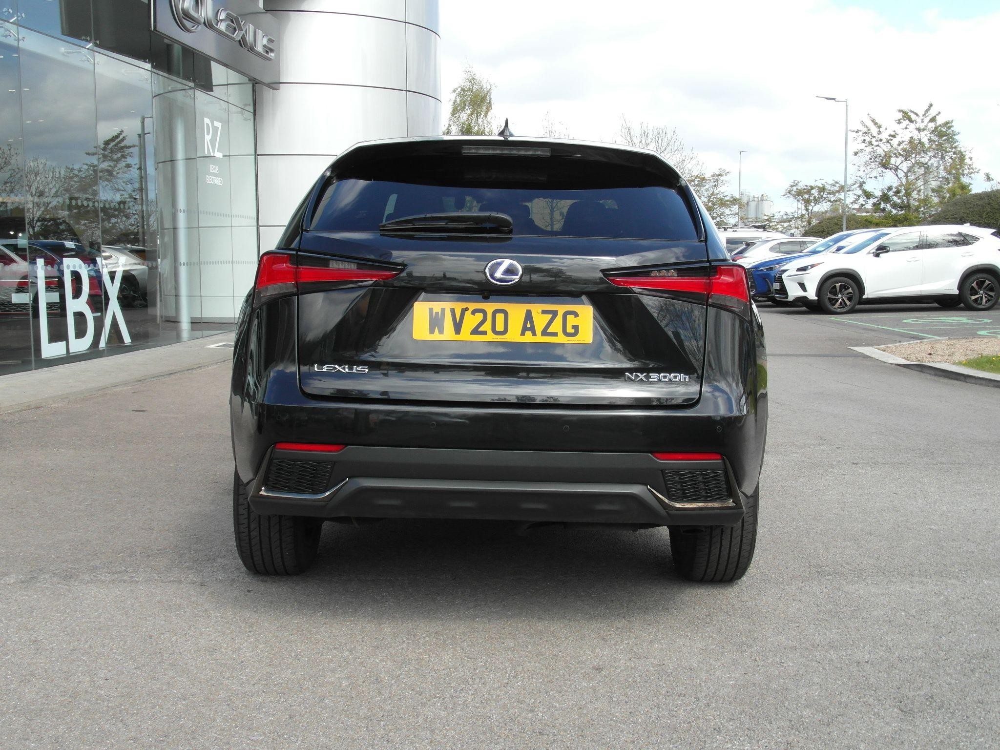 Lexus NX Image 17