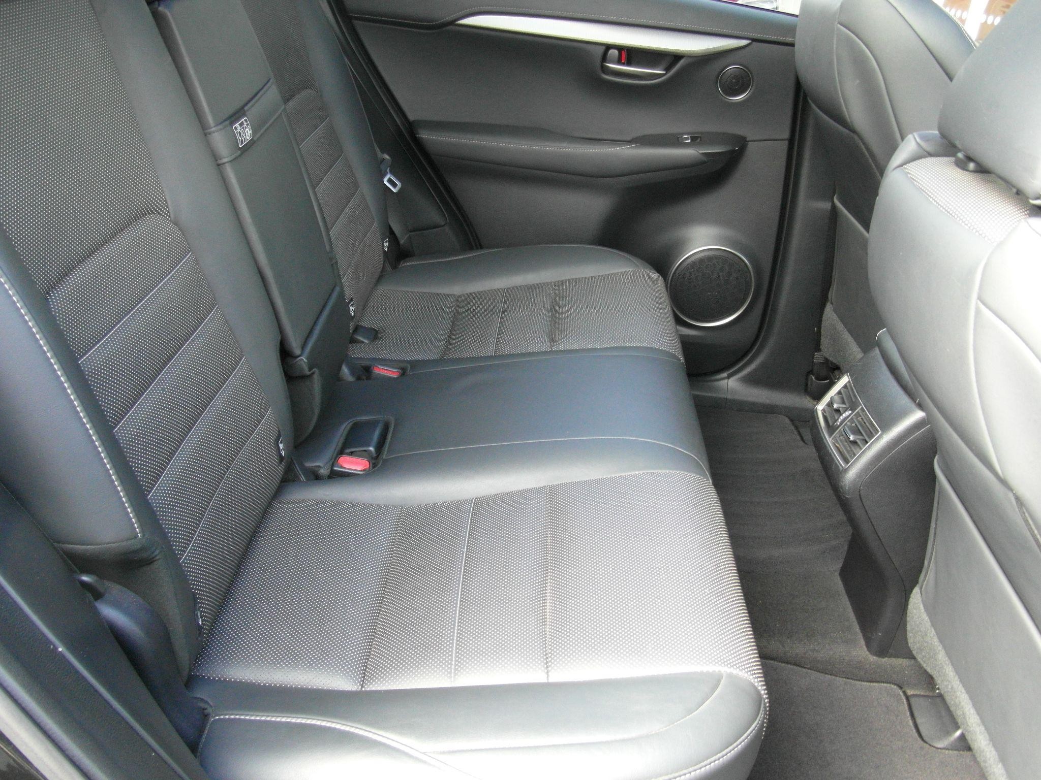 Lexus NX Image 39