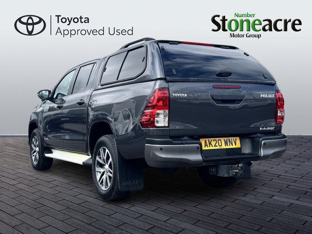 Toyota Hilux Image 7
