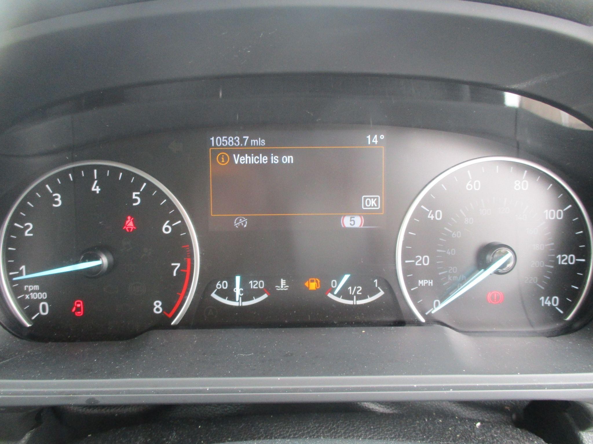 Ford EcoSport Image 11