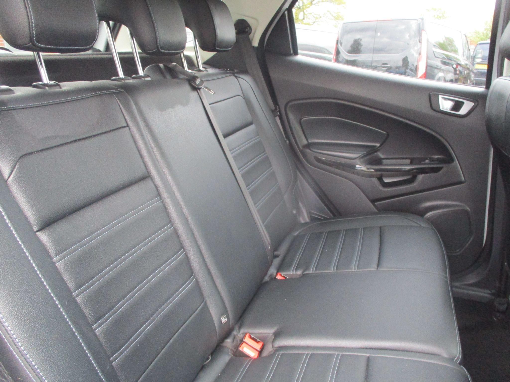 Ford EcoSport Image 15