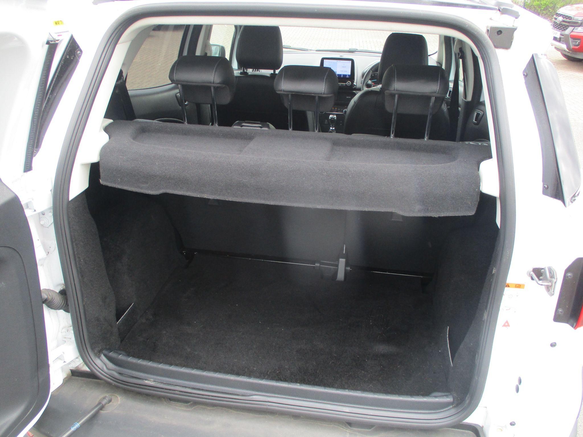 Ford EcoSport Image 16