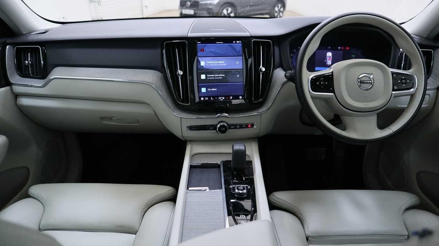 Volvo XC60 Image 10