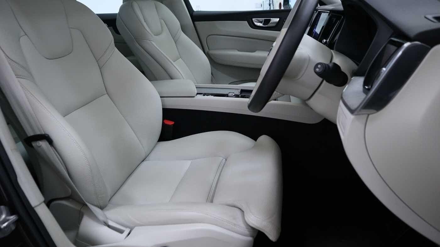 Volvo XC60 Image 24