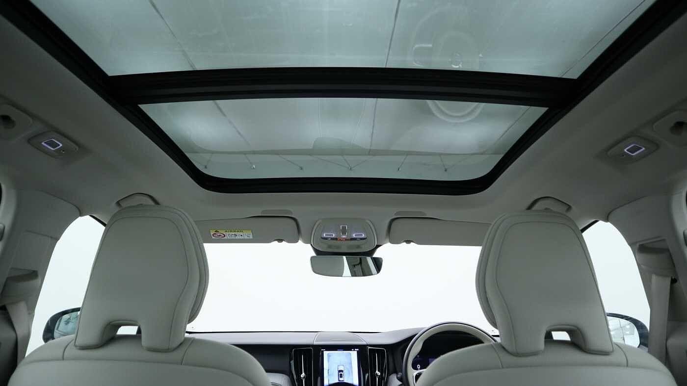 Volvo XC60 Image 40