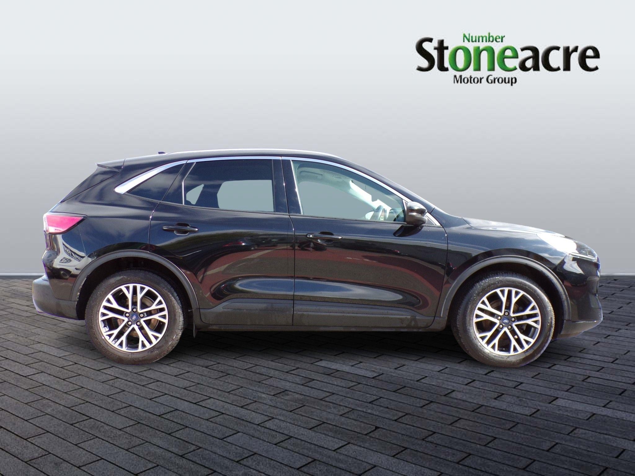 Ford Kuga Image 2