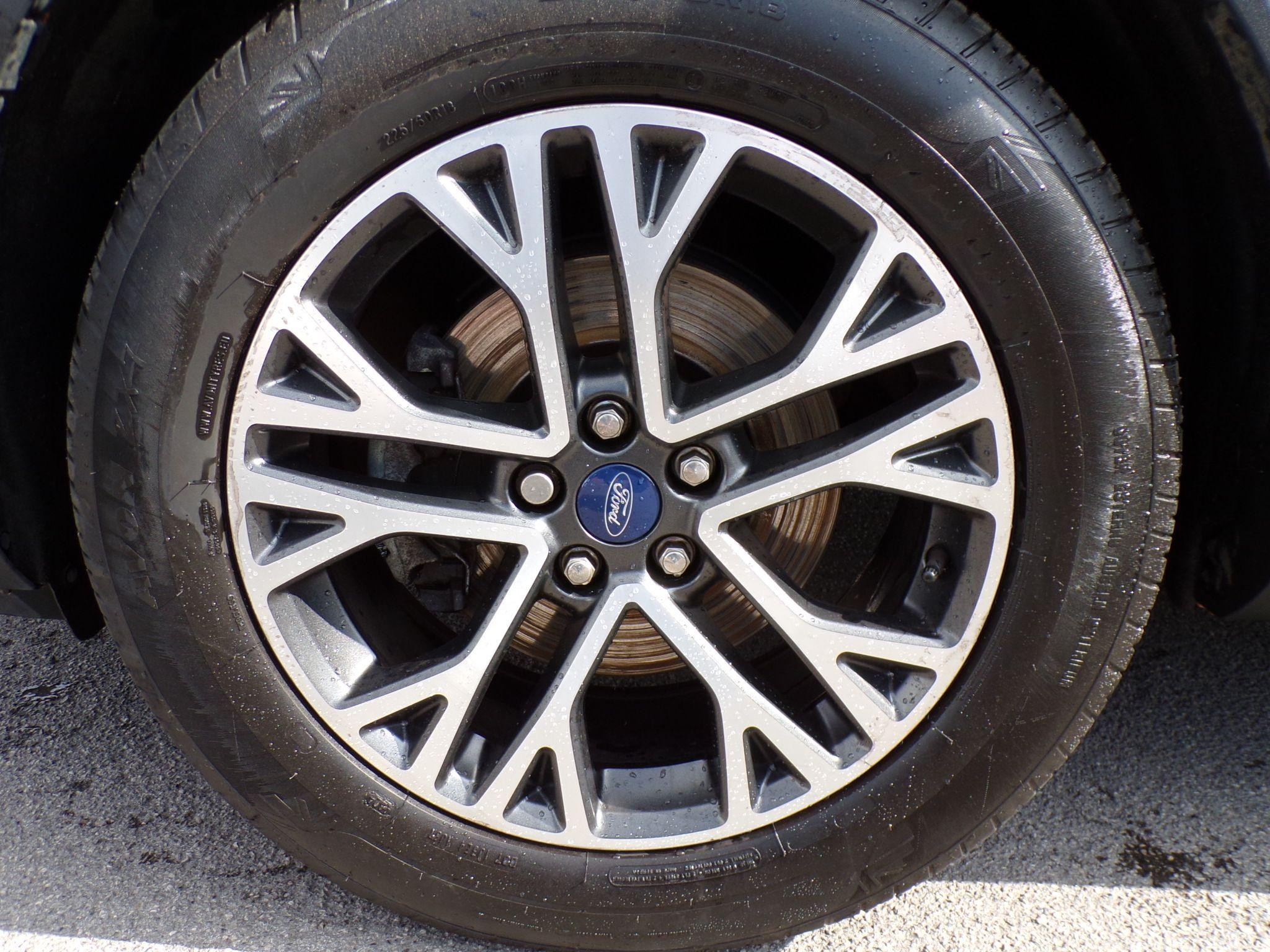 Ford Kuga Image 8