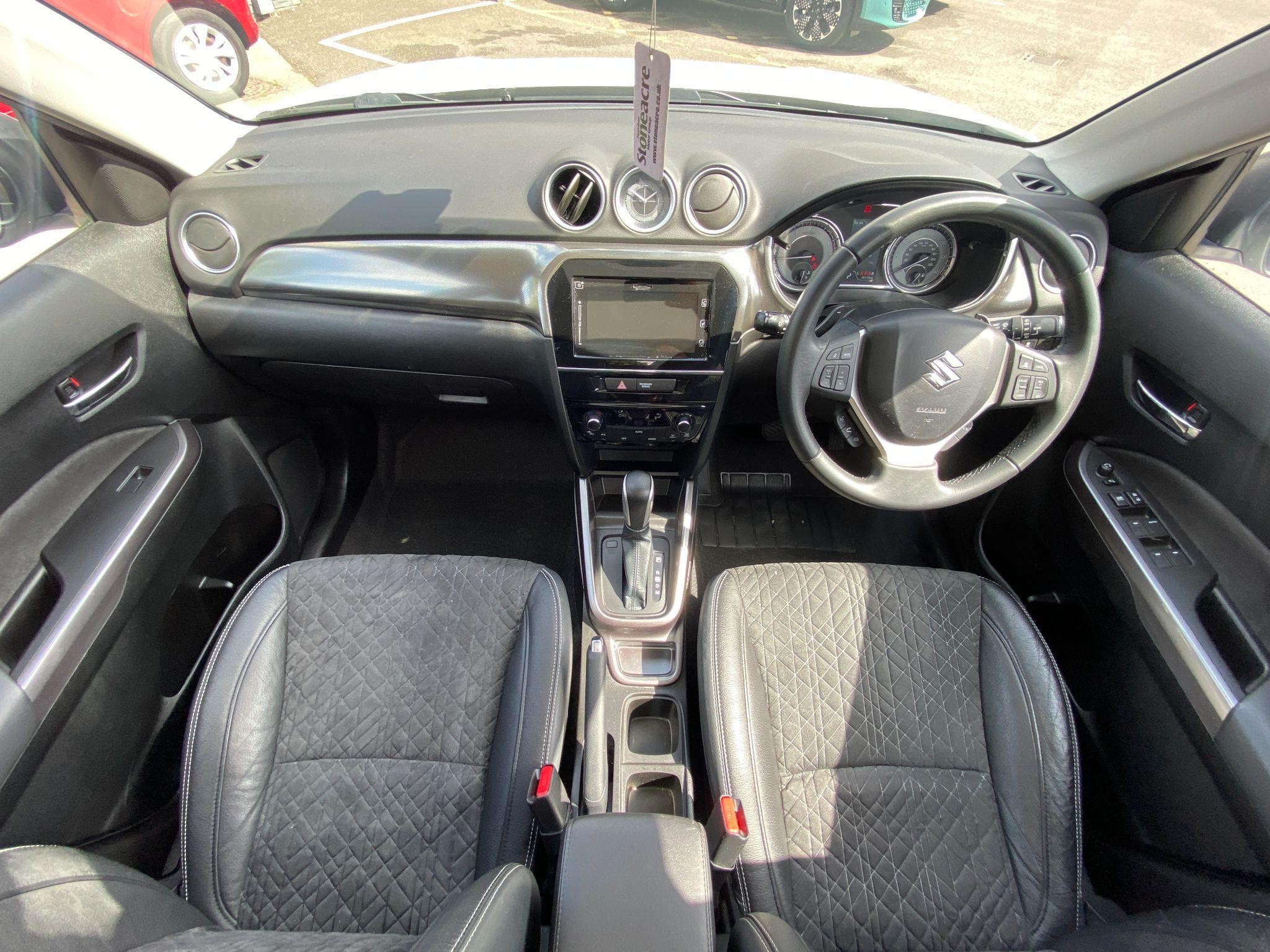 Suzuki Vitara Image 15