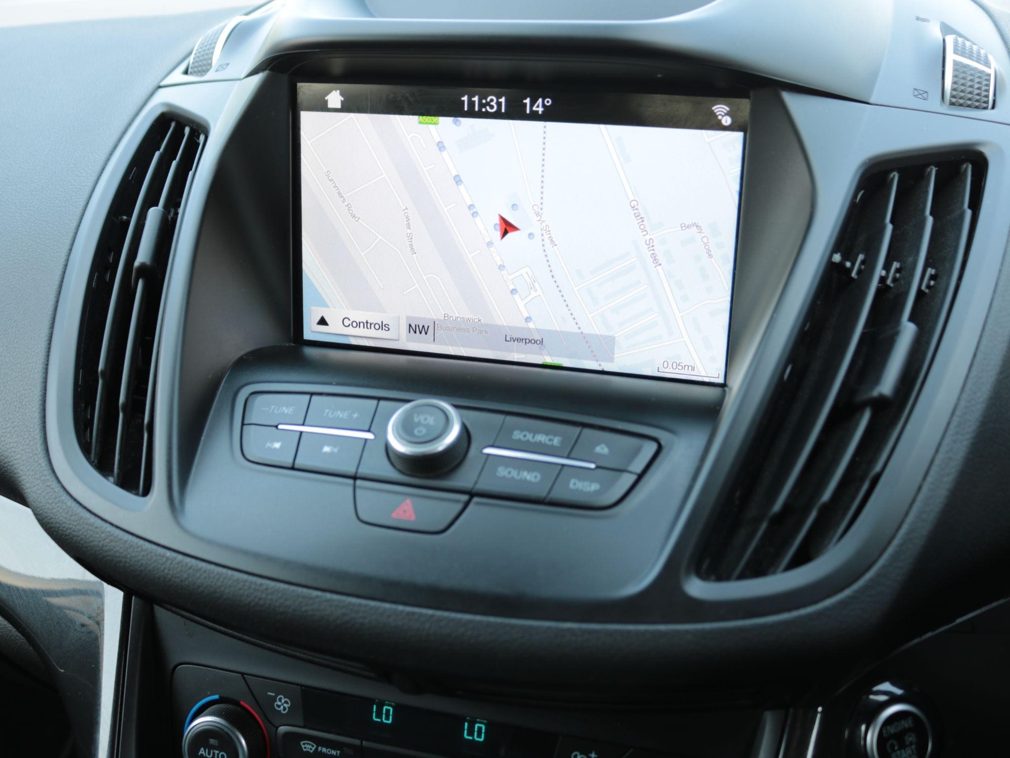 Ford Kuga Image 16